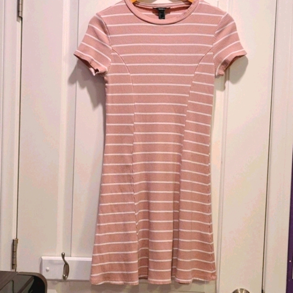forever 21 dress 🍥